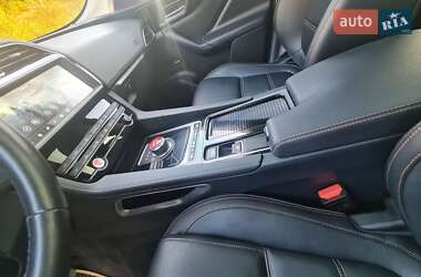 Внедорожник / Кроссовер Jaguar F-Pace 2019 в 