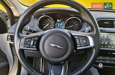 Внедорожник / Кроссовер Jaguar F-Pace 2019 в 