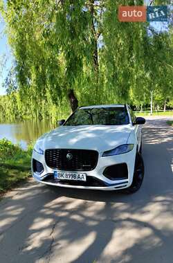 Внедорожник / Кроссовер Jaguar F-Pace 2021 в Ровно