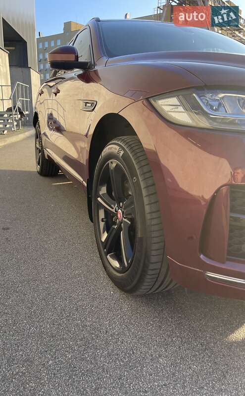 Внедорожник / Кроссовер Jaguar F-Pace 2016 в Киеве