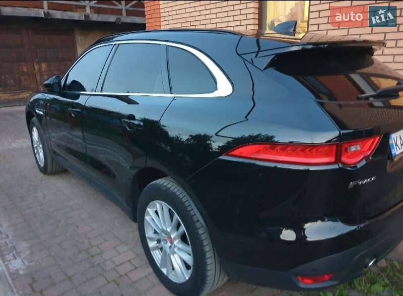 Позашляховик / Кросовер Jaguar F-Pace 2017 в Коростишеві
