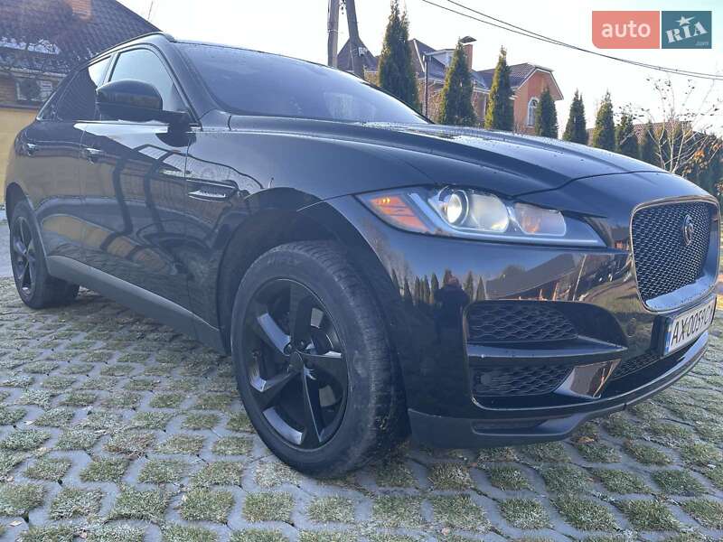 Jaguar F-Pace 2016