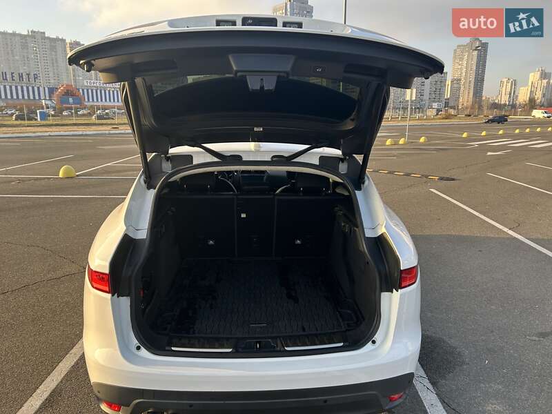 Внедорожник / Кроссовер Jaguar F-Pace 2018 в Киеве фото 11 Внедорожник / Кроссовер Jaguar F-Pace 2018 в Киеве