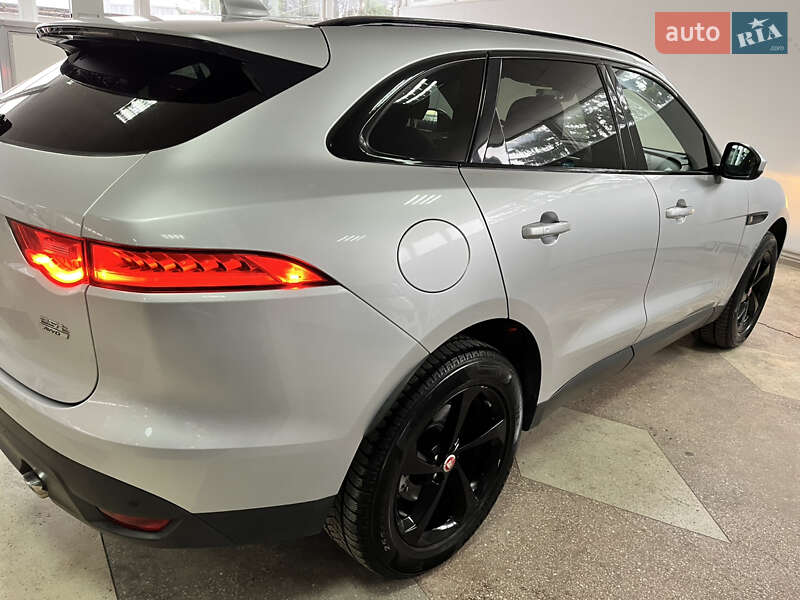 Позашляховик / Кросовер Jaguar F-Pace 2019 в Тернополі