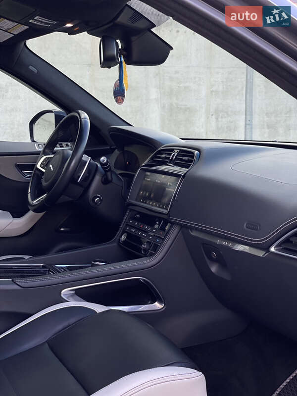 Внедорожник / Кроссовер Jaguar F-Pace 2018 в Львове