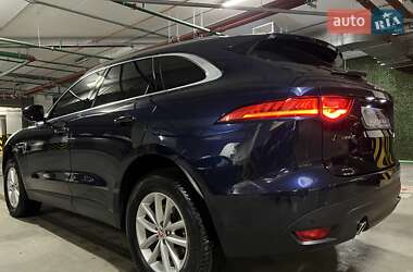 Внедорожник / Кроссовер Jaguar F-Pace 2017 в 
