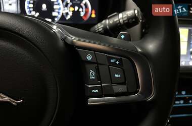 Внедорожник / Кроссовер Jaguar F-Pace 2017 в 