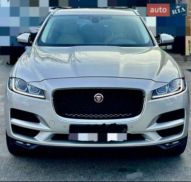 Внедорожник / Кроссовер Jaguar F-Pace 2017 в Киеве