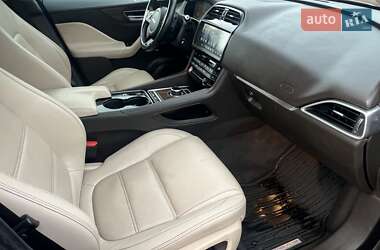Позашляховик / Кросовер Jaguar F-Pace 2016 в 