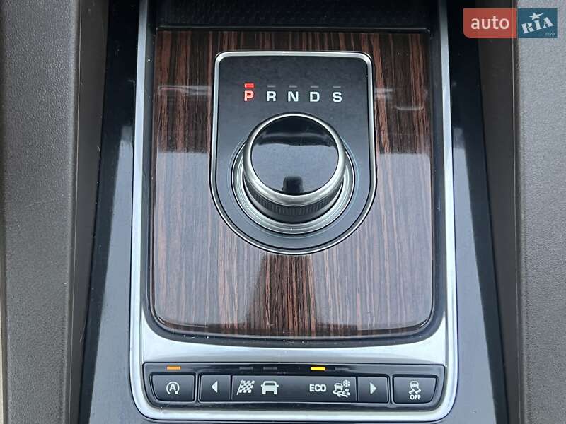 Внедорожник / Кроссовер Jaguar F-Pace 2016 в Киеве фото 65 Внедорожник / Кроссовер Jaguar F-Pace 2016 в Киеве