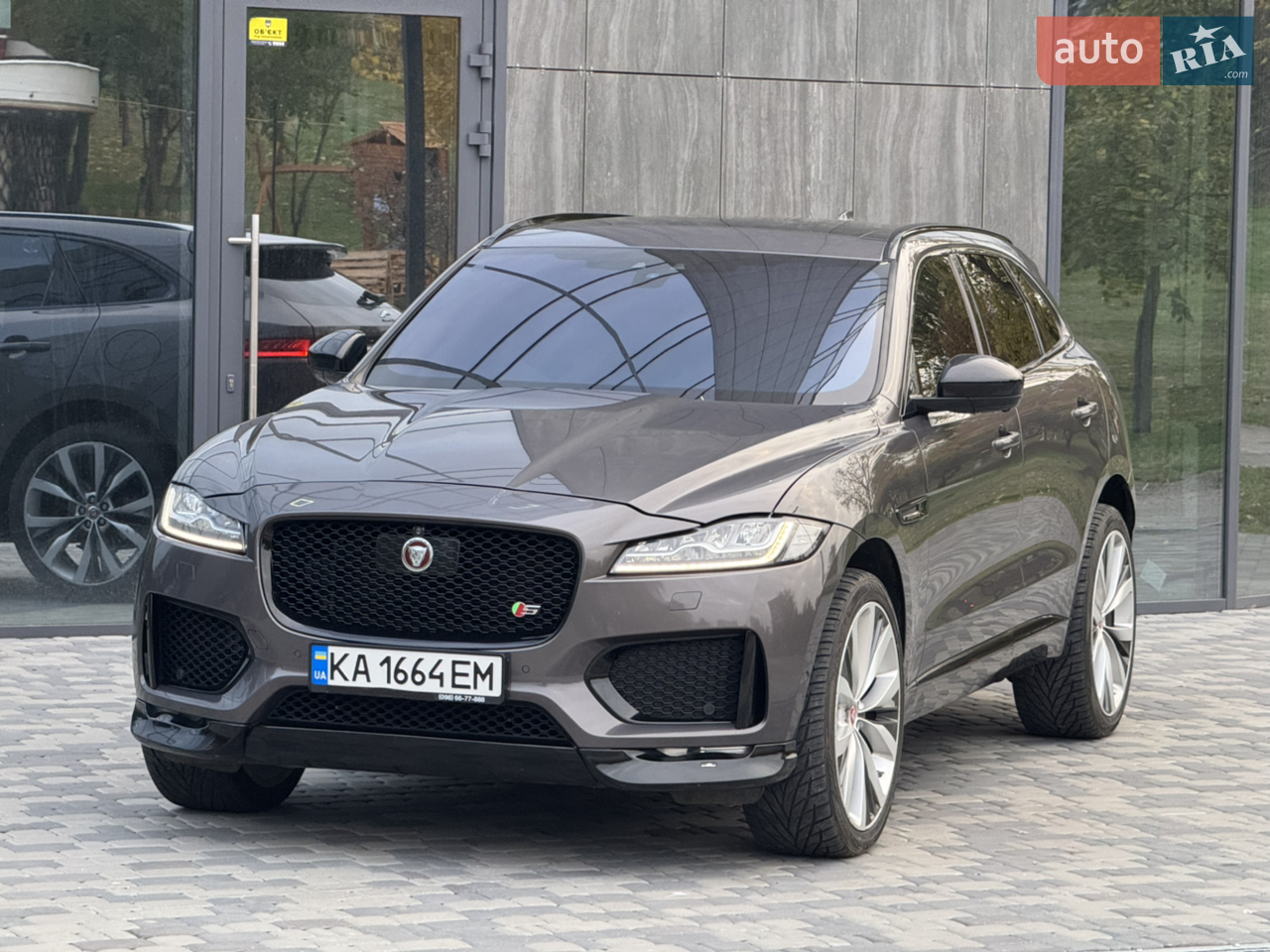 2017 Jaguar F-Pace - мініатюра 8