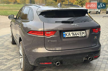 Внедорожник / Кроссовер Jaguar F-Pace 2016 в 