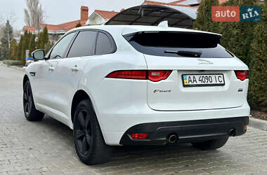 Внедорожник / Кроссовер Jaguar F-Pace 2017 в 