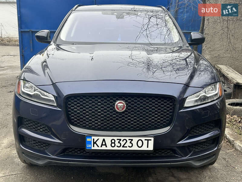 Позашляховик / Кросовер Jaguar F-Pace 2016 в 