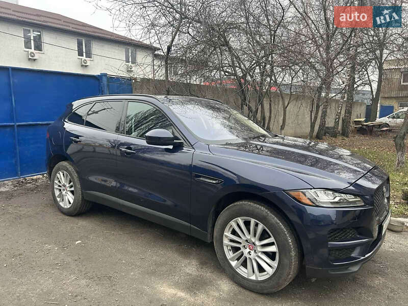 Внедорожник / Кроссовер Jaguar F-Pace 2016 в Киеве