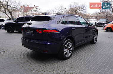 Внедорожник / Кроссовер Jaguar F-Pace 2017 в 
