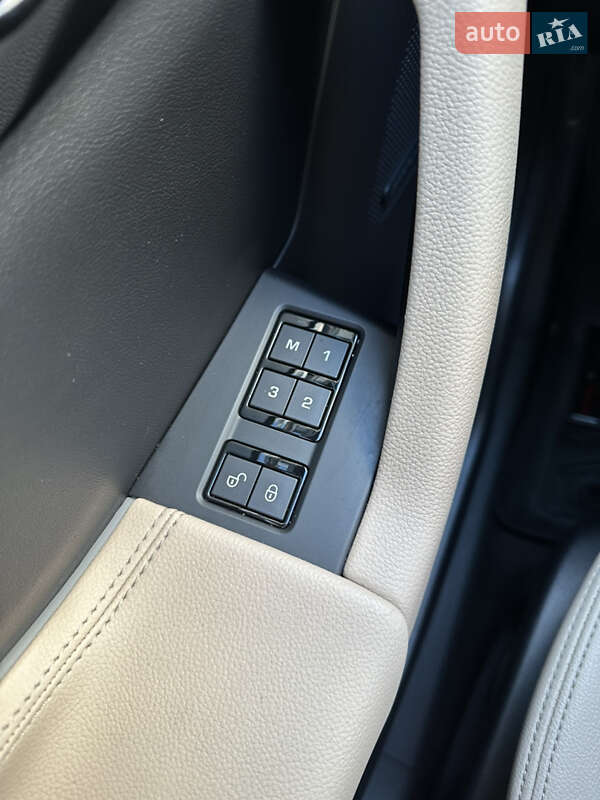 Внедорожник / Кроссовер Jaguar F-Pace 2016 в Черновцах фото 14 Внедорожник / Кроссовер Jaguar F-Pace 2016 в Черновцах