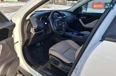 Позашляховик / Кросовер Jaguar F-Pace 2017 в 