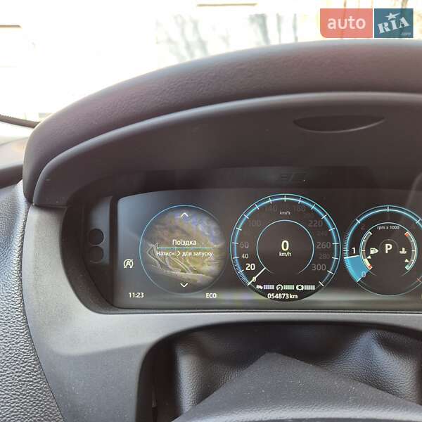 Внедорожник / Кроссовер Jaguar F-Pace 2017 в Киеве фото 28 Внедорожник / Кроссовер Jaguar F-Pace 2017 в Киеве