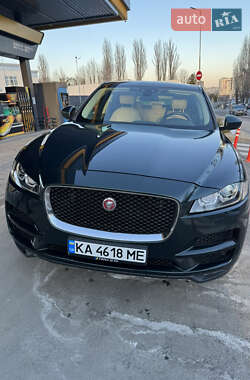 Внедорожник / Кроссовер Jaguar F-Pace 2016 в Киеве