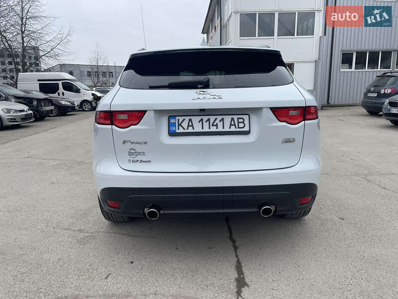 Позашляховик / Кросовер Jaguar F-Pace 2016 в Новодністровську