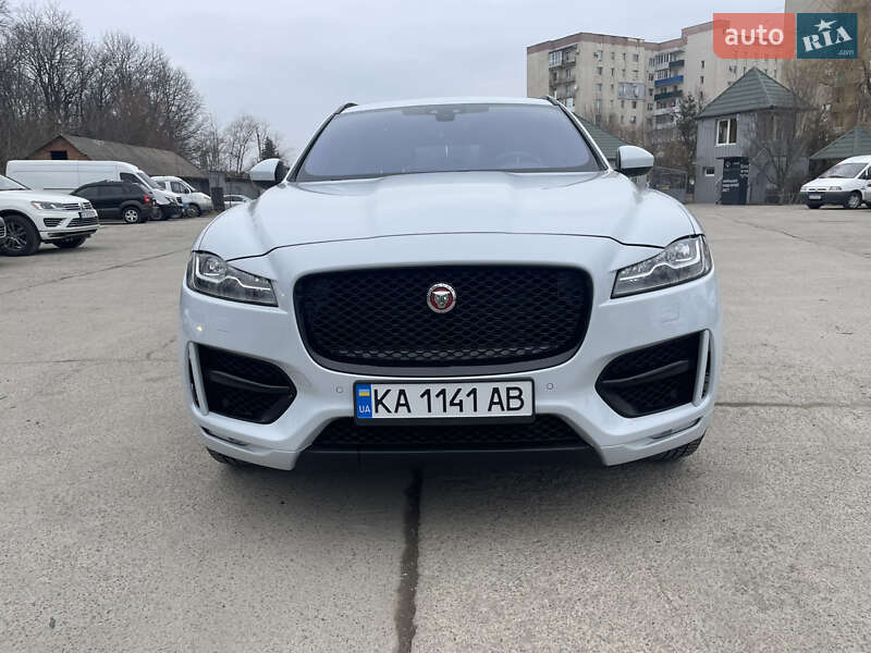 Позашляховик / Кросовер Jaguar F-Pace 2016 в Новодністровську