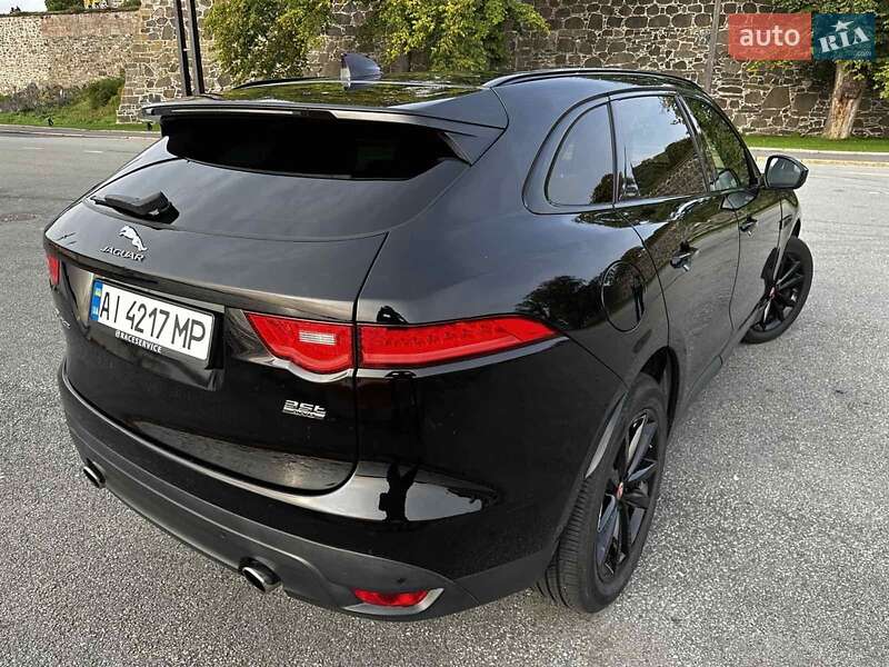 Позашляховик / Кросовер Jaguar F-Pace 2016 в Києві