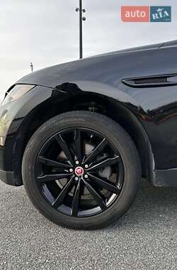 Позашляховик / Кросовер Jaguar F-Pace 2016 в Києві