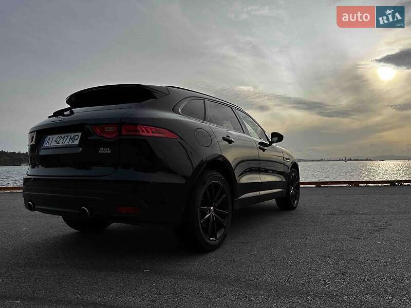 Позашляховик / Кросовер Jaguar F-Pace 2016 в Києві