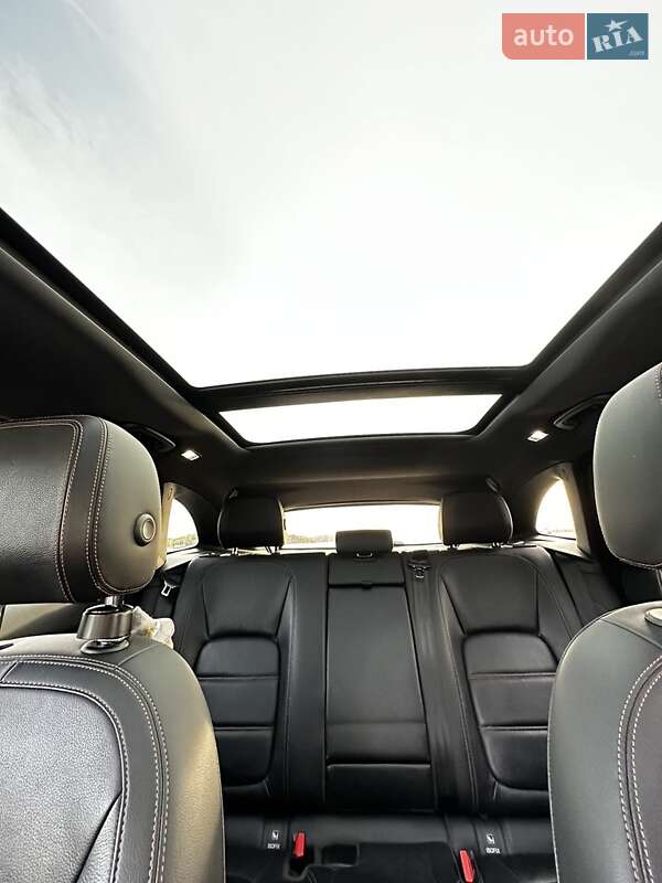 Позашляховик / Кросовер Jaguar F-Pace 2016 в Києві