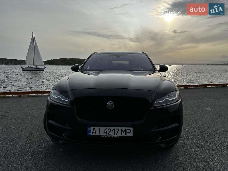 Позашляховик / Кросовер Jaguar F-Pace 2016 в Києві