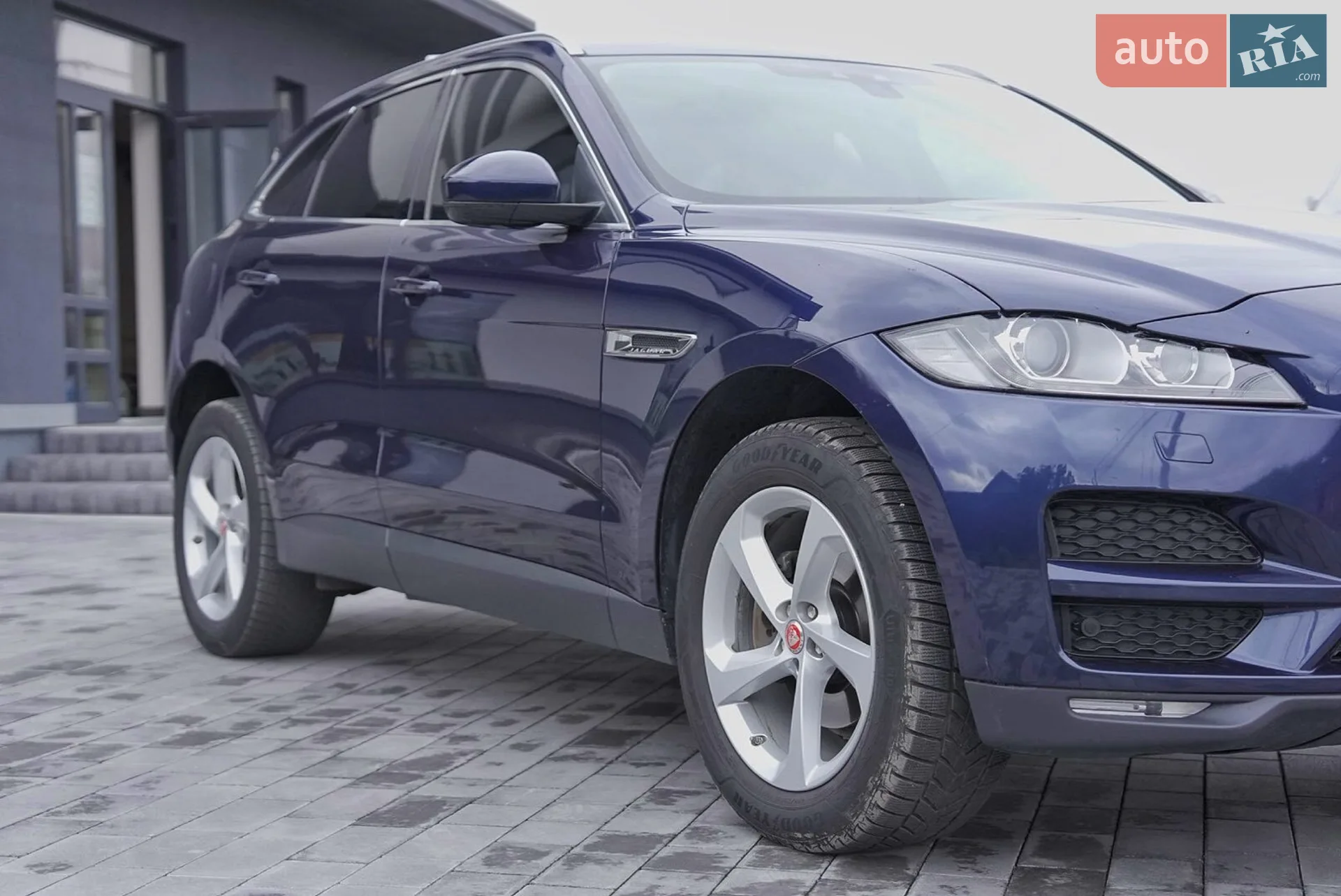 2016 Jaguar F-Pace - мініатюра 3