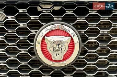 Внедорожник / Кроссовер Jaguar F-Pace 2016 в 