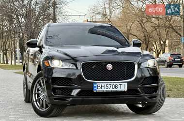 Внедорожник / Кроссовер Jaguar F-Pace 2016 в 