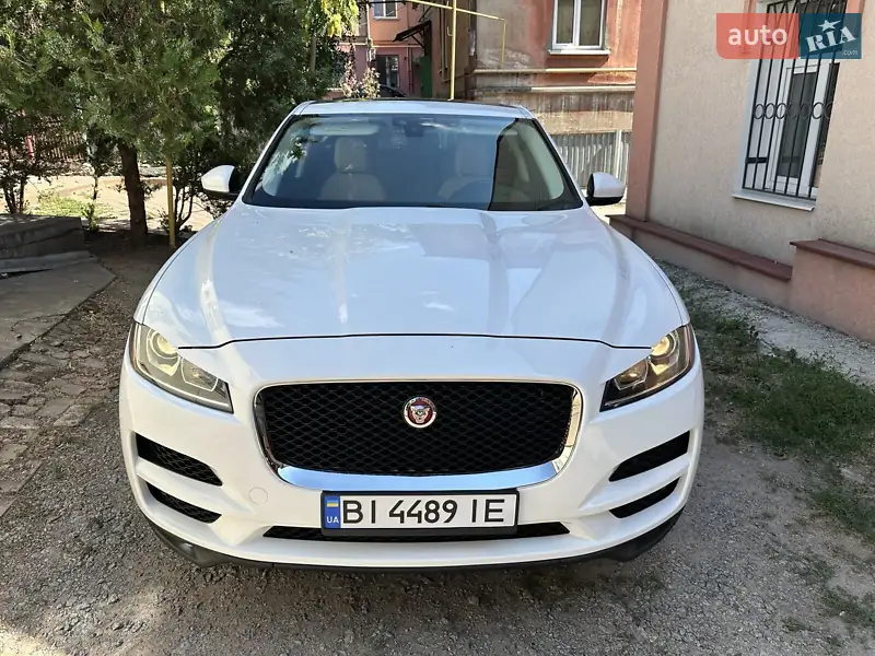 Jaguar F-Pace 2017