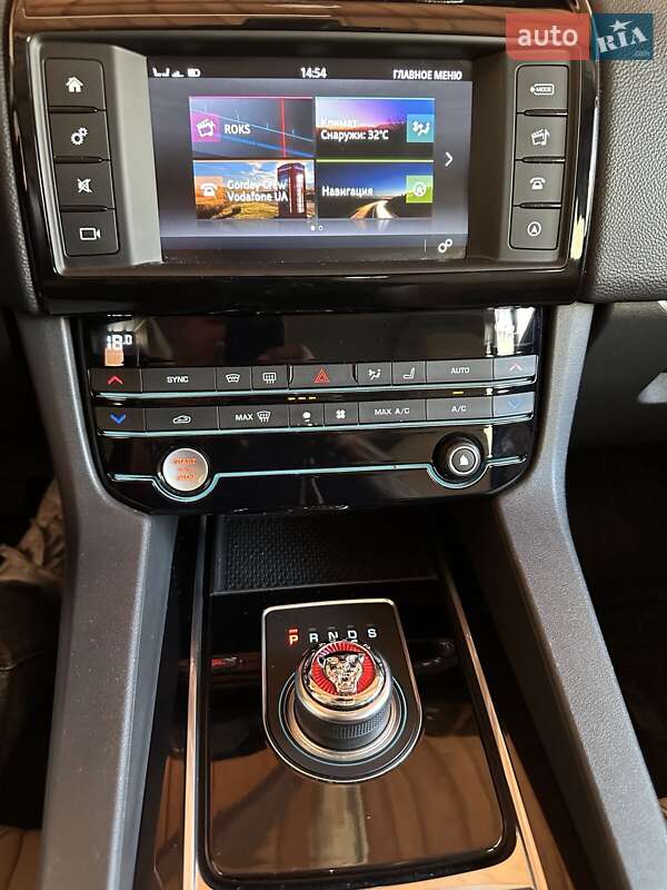 Позашляховик / Кросовер Jaguar F-Pace 2017 в Полтаві