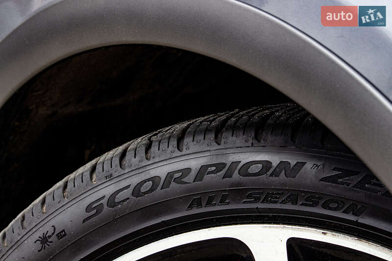 Позашляховик / Кросовер Jaguar F-Pace 2019 в Львові