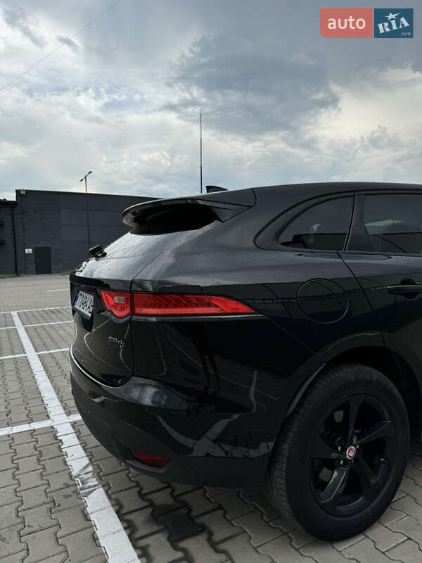 Внедорожник / Кроссовер Jaguar F-Pace 2016 в Ивано-Франковске