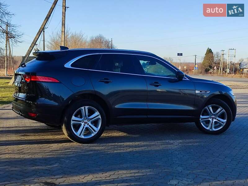 Внедорожник / Кроссовер Jaguar F-Pace 2017 в Ивано-Франковске