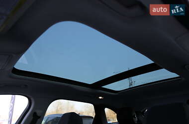 Позашляховик / Кросовер Jaguar F-Pace 2016 в 