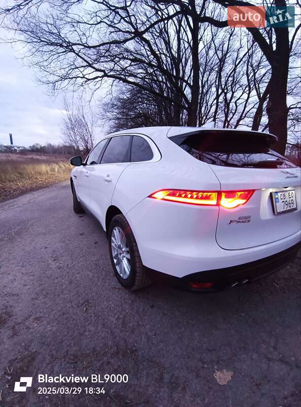 Позашляховик / Кросовер Jaguar F-Pace 2017 в Чернігові фото 27 Позашляховик / Кросовер Jaguar F-Pace 2017 в Чернігові