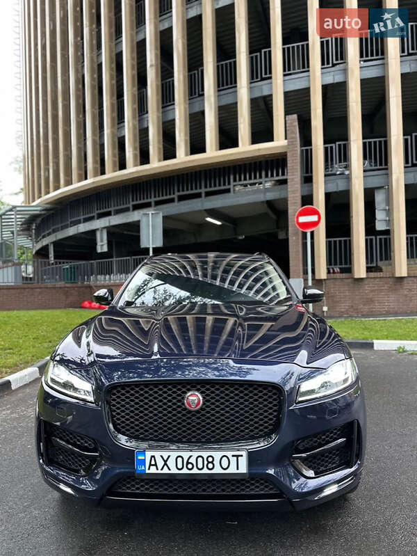 Позашляховик / Кросовер Jaguar F-Pace 2017 в Харкові