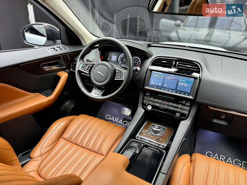 Позашляховик / Кросовер Jaguar F-Pace 2017 в Києві фото 46 Позашляховик / Кросовер Jaguar F-Pace 2017 в Києві
