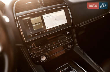 Внедорожник / Кроссовер Jaguar F-Pace 2019 в 