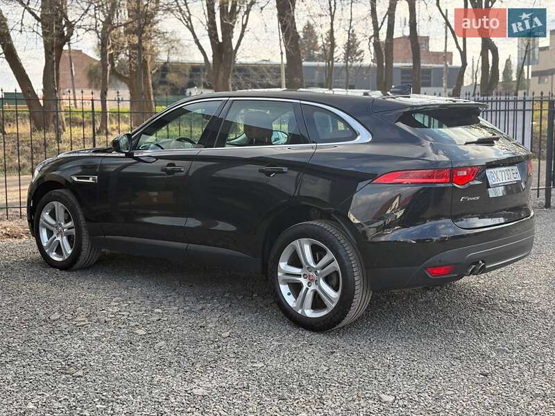 Позашляховик / Кросовер Jaguar F-Pace 2017 в Хмельницькому фото 6 Позашляховик / Кросовер Jaguar F-Pace 2017 в Хмельницькому