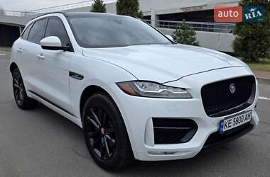 Внедорожник / Кроссовер Jaguar F-Pace 2017 в 