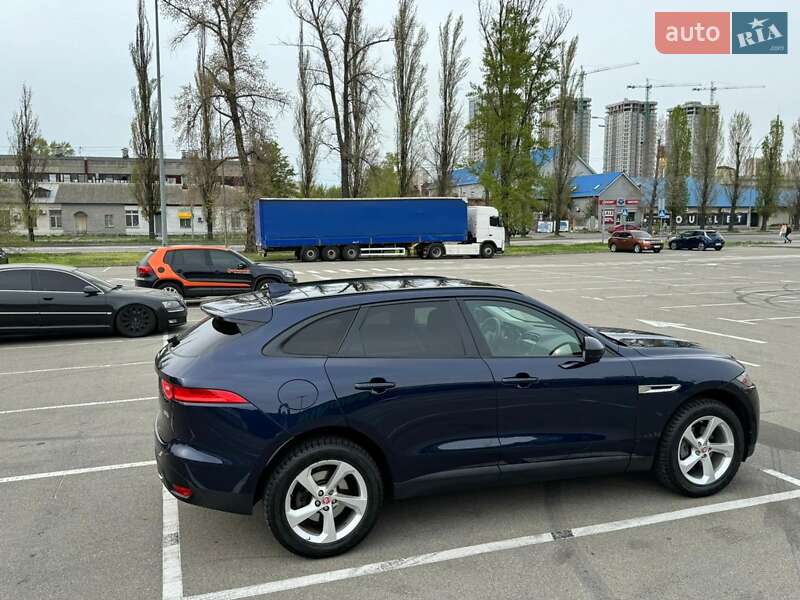 Внедорожник / Кроссовер Jaguar F-Pace 2017 в Киеве