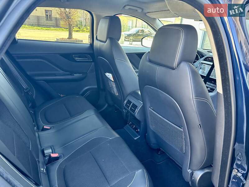 Позашляховик / Кросовер Jaguar F-Pace 2020 в Ужгороді