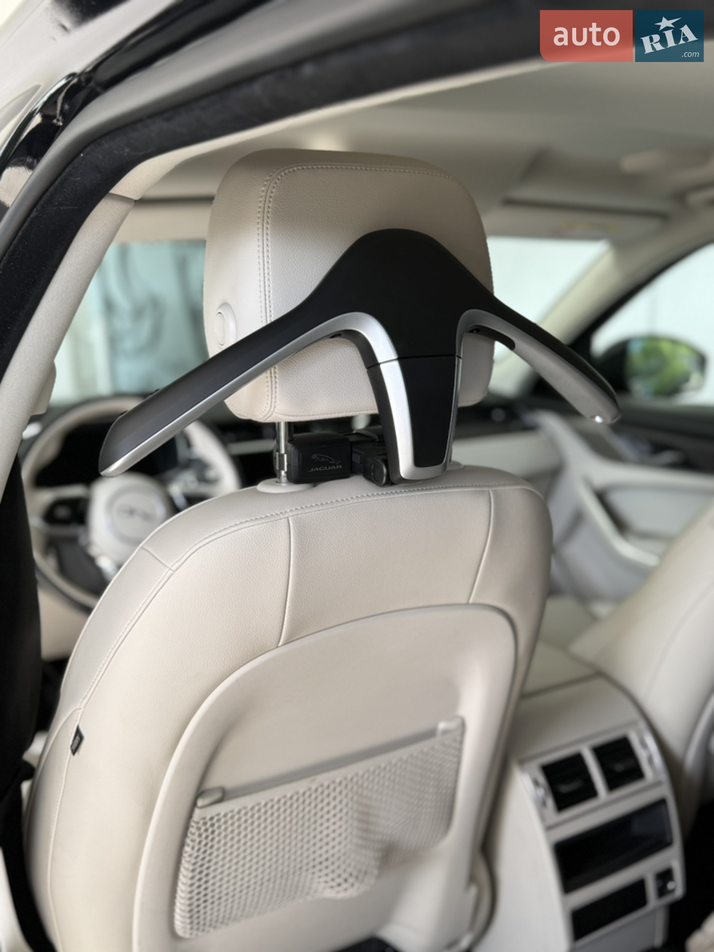 2021 Jaguar F-Pace - мініатюра 11