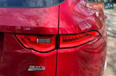 Внедорожник / Кроссовер Jaguar F-Pace 2016 в 